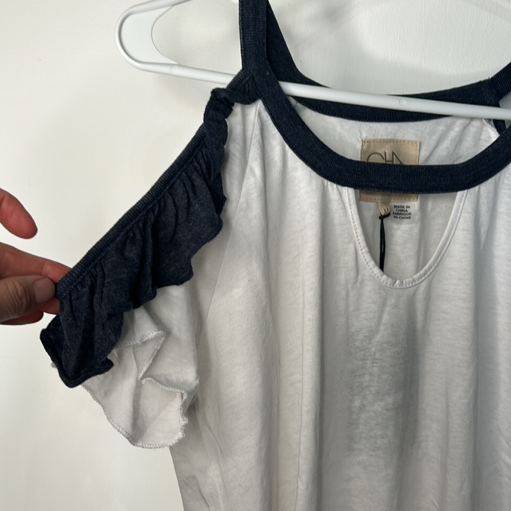 Chaser Open Cold Shoulder Raglan Cutout Cutouts Ruffle Strappy Baseball Tee NWT - Picture 6 of 7